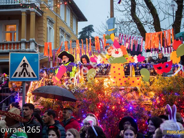 00 Publika i ostali